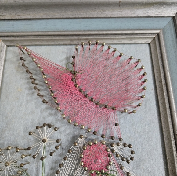 Vintage 1970s String Nail Bonnet Flower Girl Wall Art - Picture 3 of 8